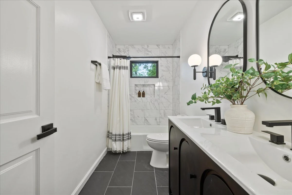 Ridgecrest: double vanity and arched mirrors