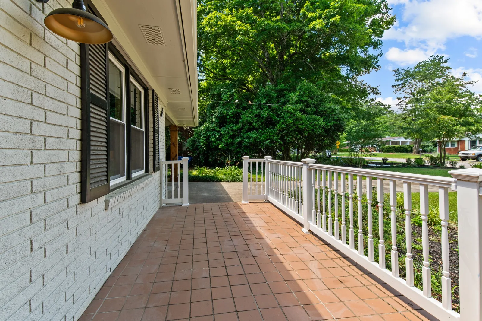 Roxanne: front porch with white railings
